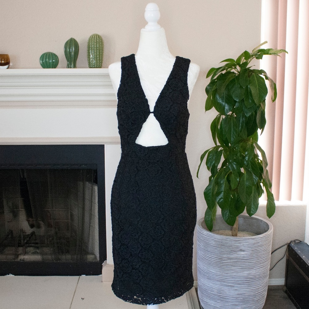 Nasty Gal Floral Crochet Keyhole Dress